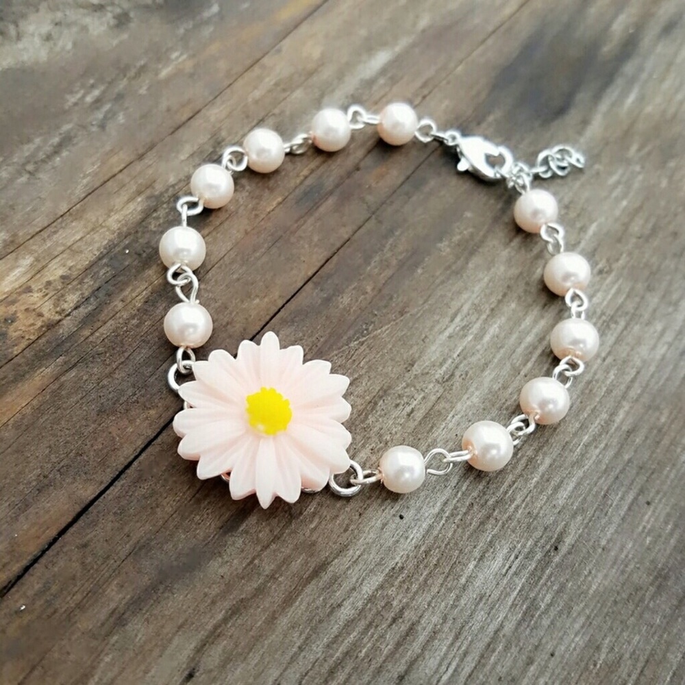 Daisy Pale Pink Buttery Bracelets 2 Piece Set New - Picture 3 of 8
